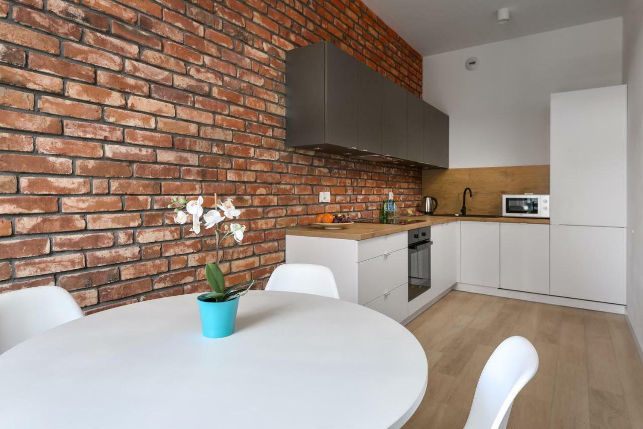 Easy Apartments Вроцлав Экстерьер фото