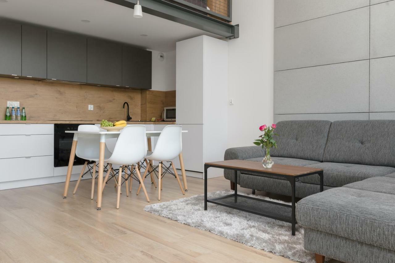 Easy Apartments Вроцлав Экстерьер фото