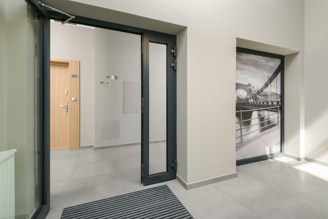 Easy Apartments Вроцлав Экстерьер фото